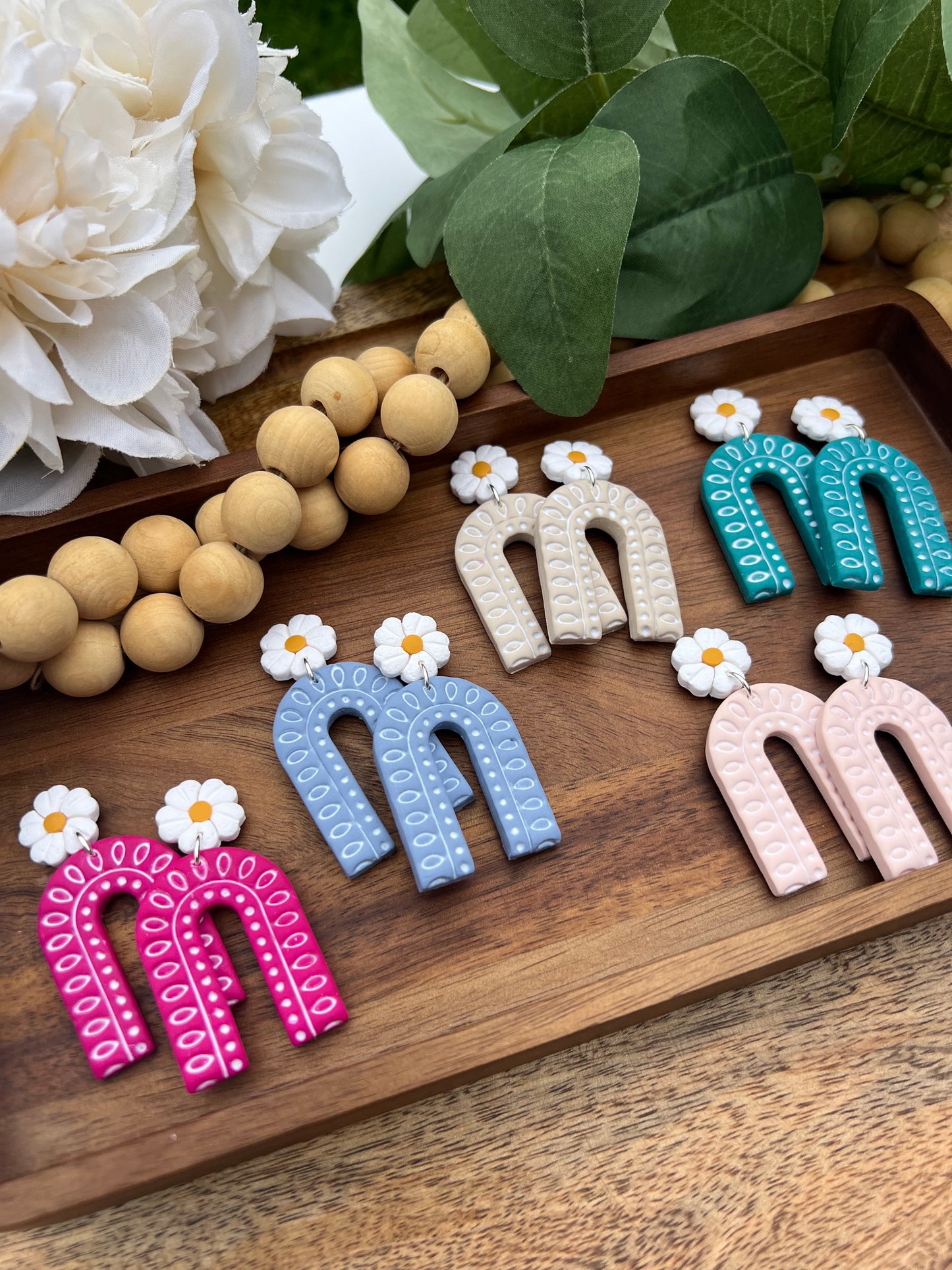 Daisy Arch Dangles