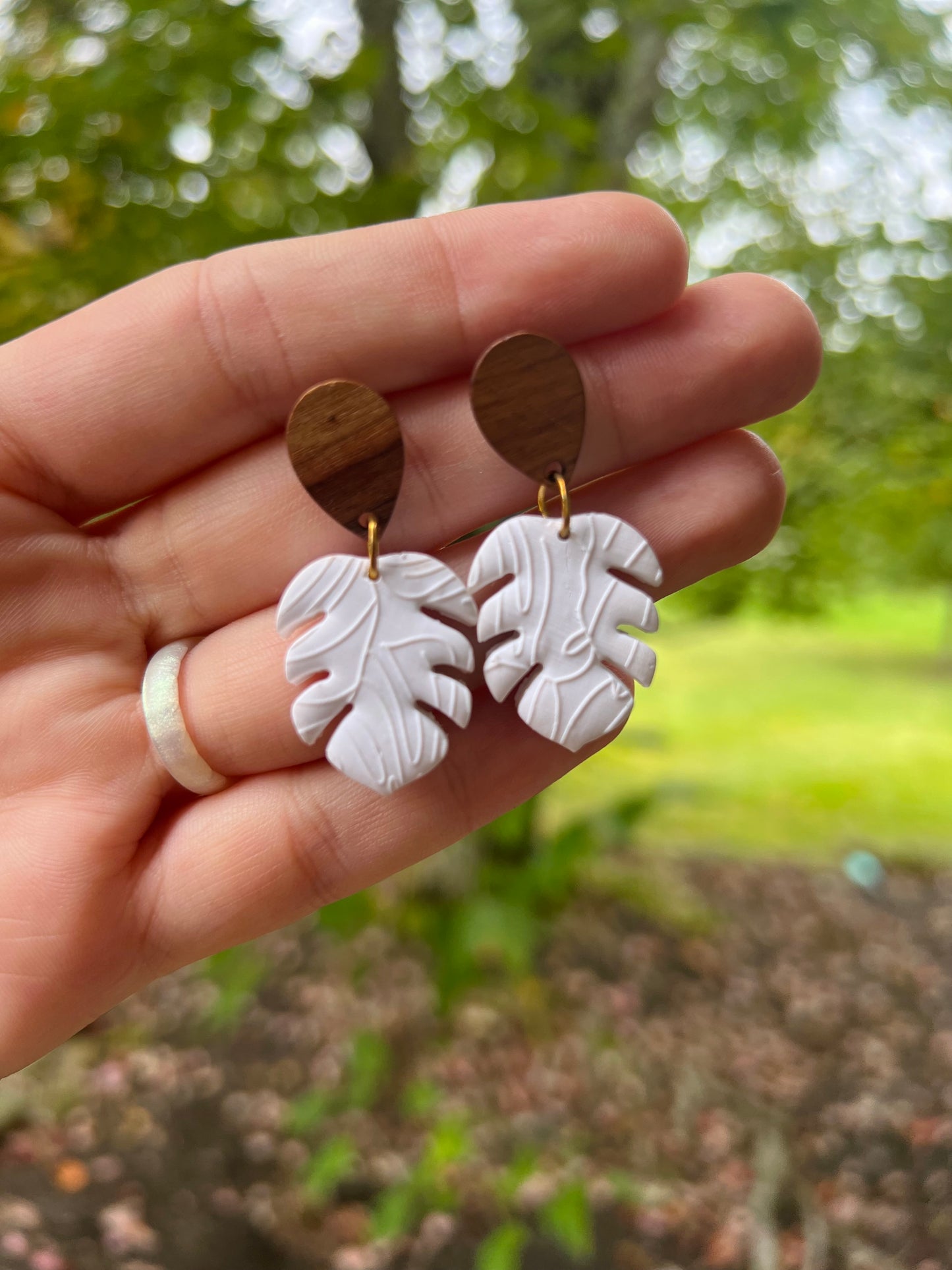 Textured Leaf Dangle Earring