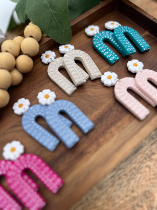 Daisy Arch Dangles